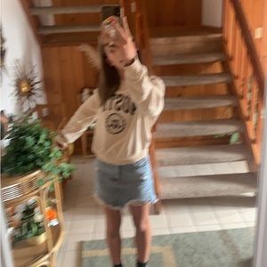 Meet your Posher, Isabella